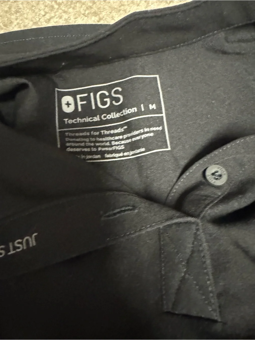 Figs Black Kade Cargo Straight leg + Rafaela Oversized Top - Picture 2 of 3